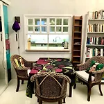 Boho Hipster Hidaway In Downtown *